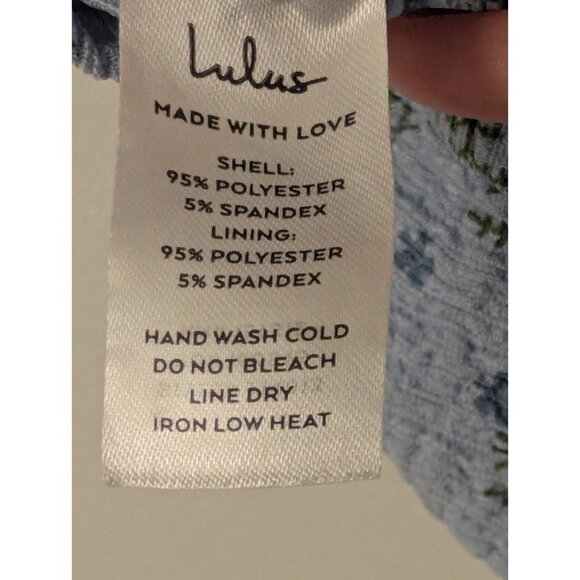 Blue Floral Print Short Sleeve Button-Front Top Lulus XS - Picture 5 of 6